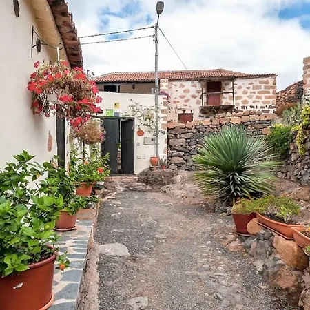 Lovely Spanish Cultural House * 산미겔데아보나