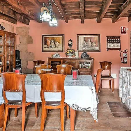 Lovely Spanish Cultural House *